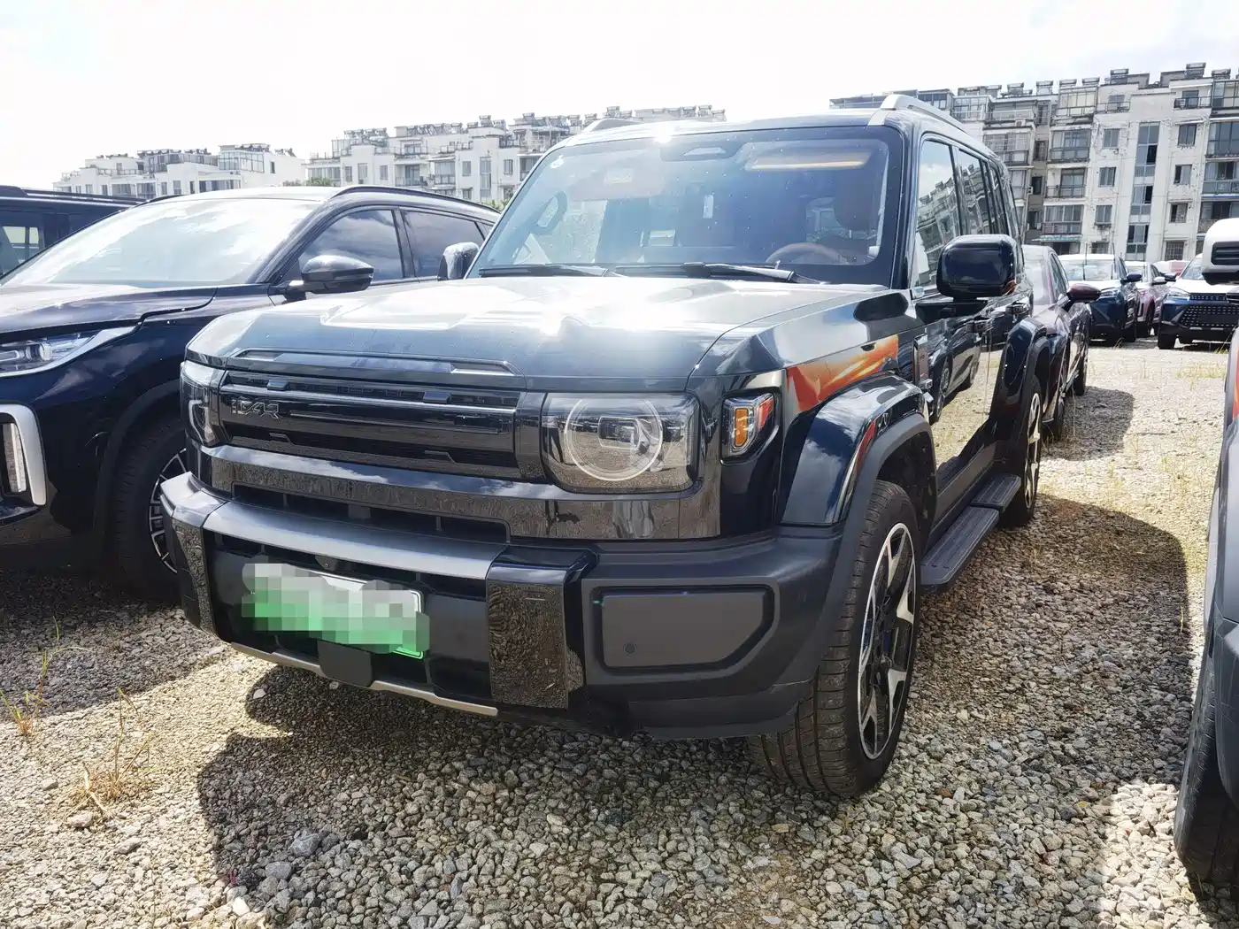 iCAR V27 2026 2026 200KM AWD Falcon 500
