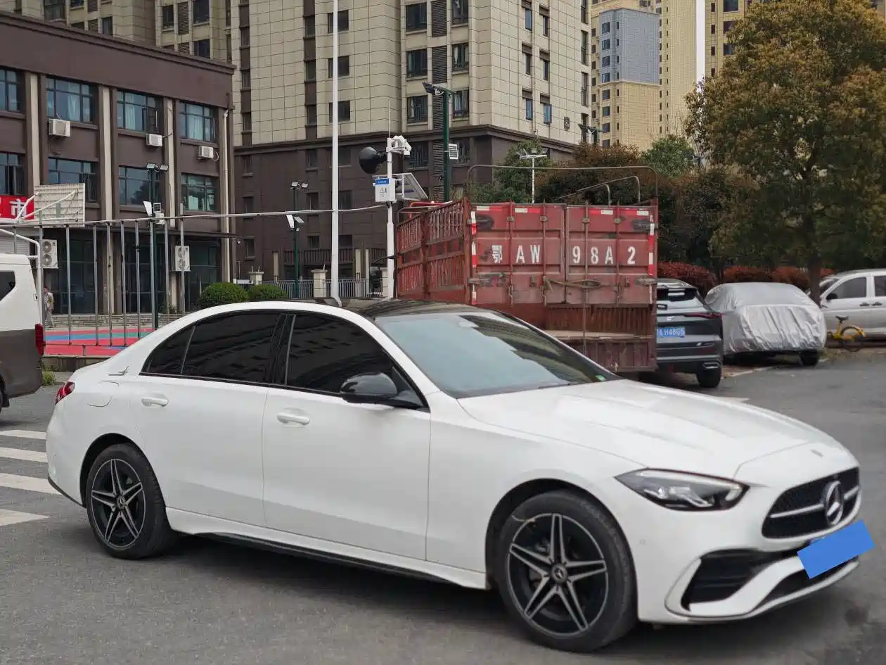 Mercedes-Benz C-Class 2024 C 260 L Night Edition Sport фото 2