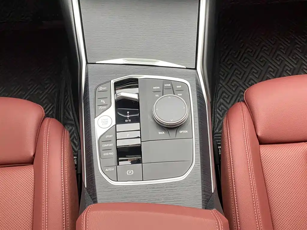 BMW 3 Series 2025 325Li M Sport Package фото 20