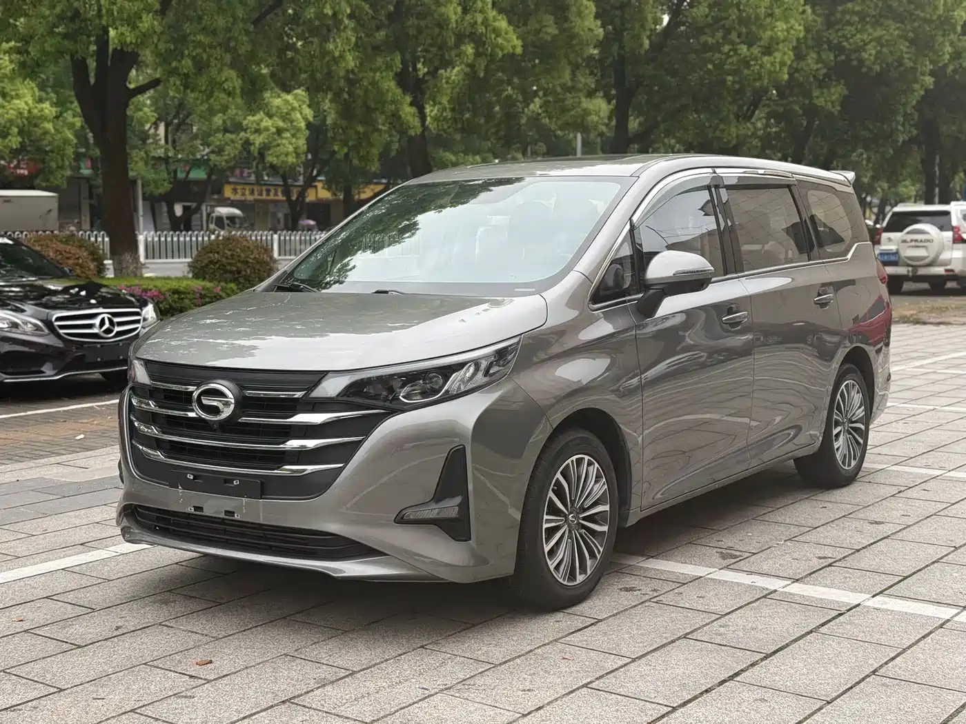 GAC Trumpchi Trumpchi M6 2019 270T Automatic Honor (6-seater) China V