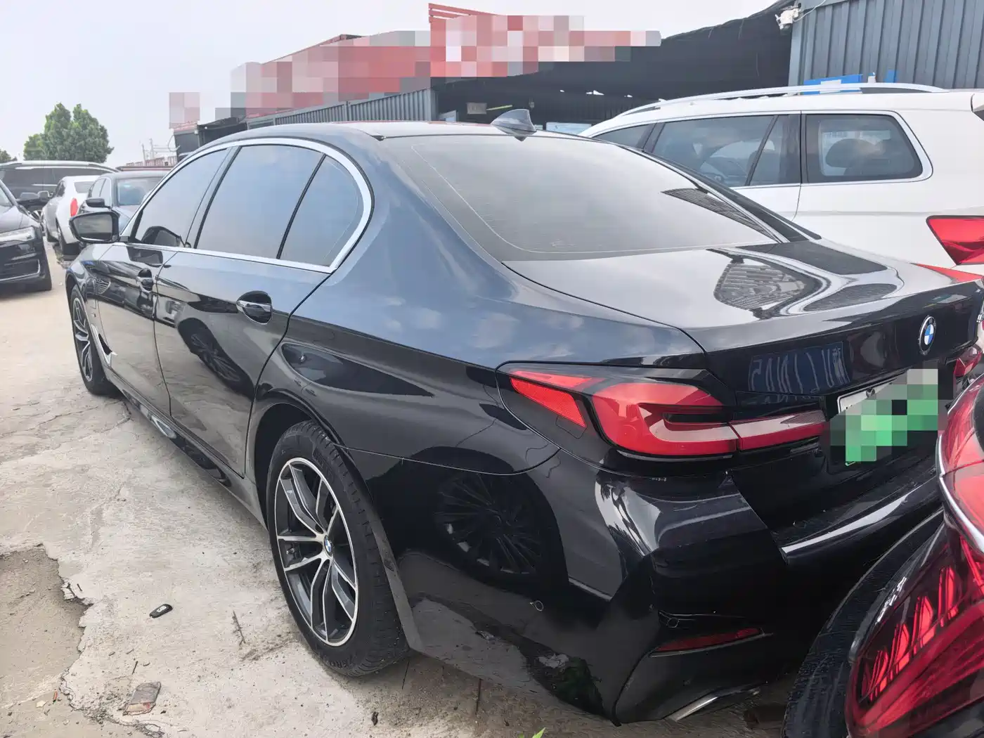 BMW 5 Series New Energy 2021 535Le Pioneer Edition M Sport Package фото 9