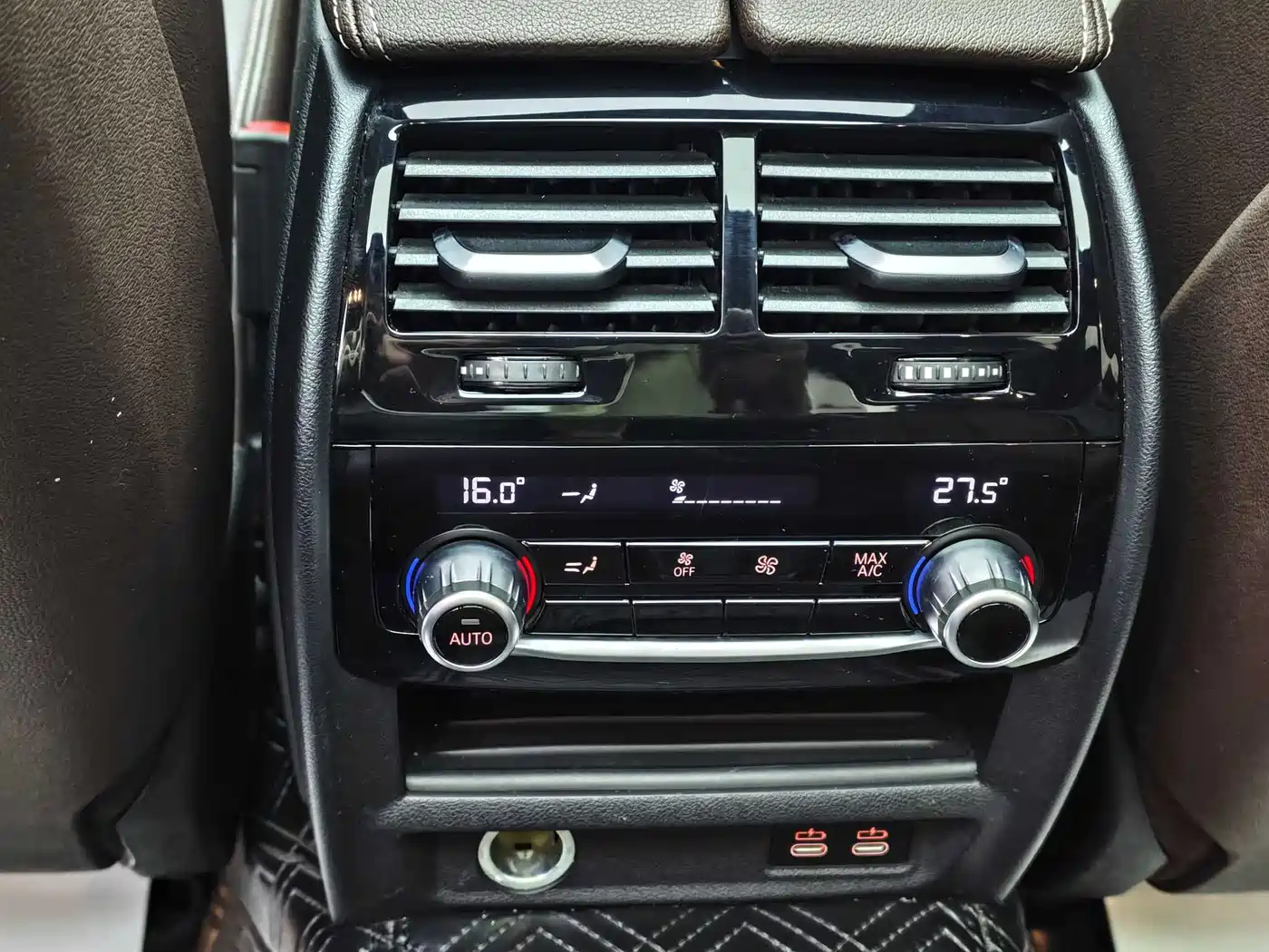 BMW 5 Series 2023 530Li Premium M Sport Package фото 18