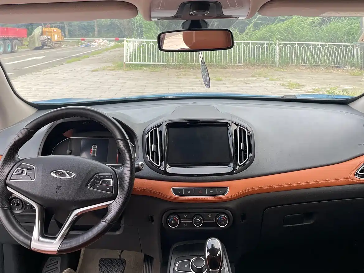 Фото 10 - Chery Tiggo 7