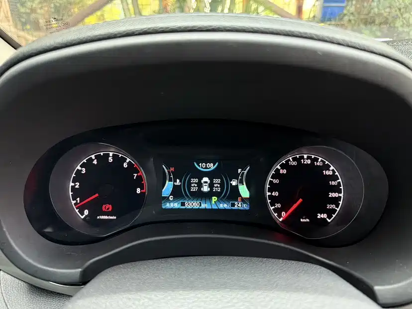 BYD Song 2016 Ultimate Edition 1.5TID Automatic Elite фото 19