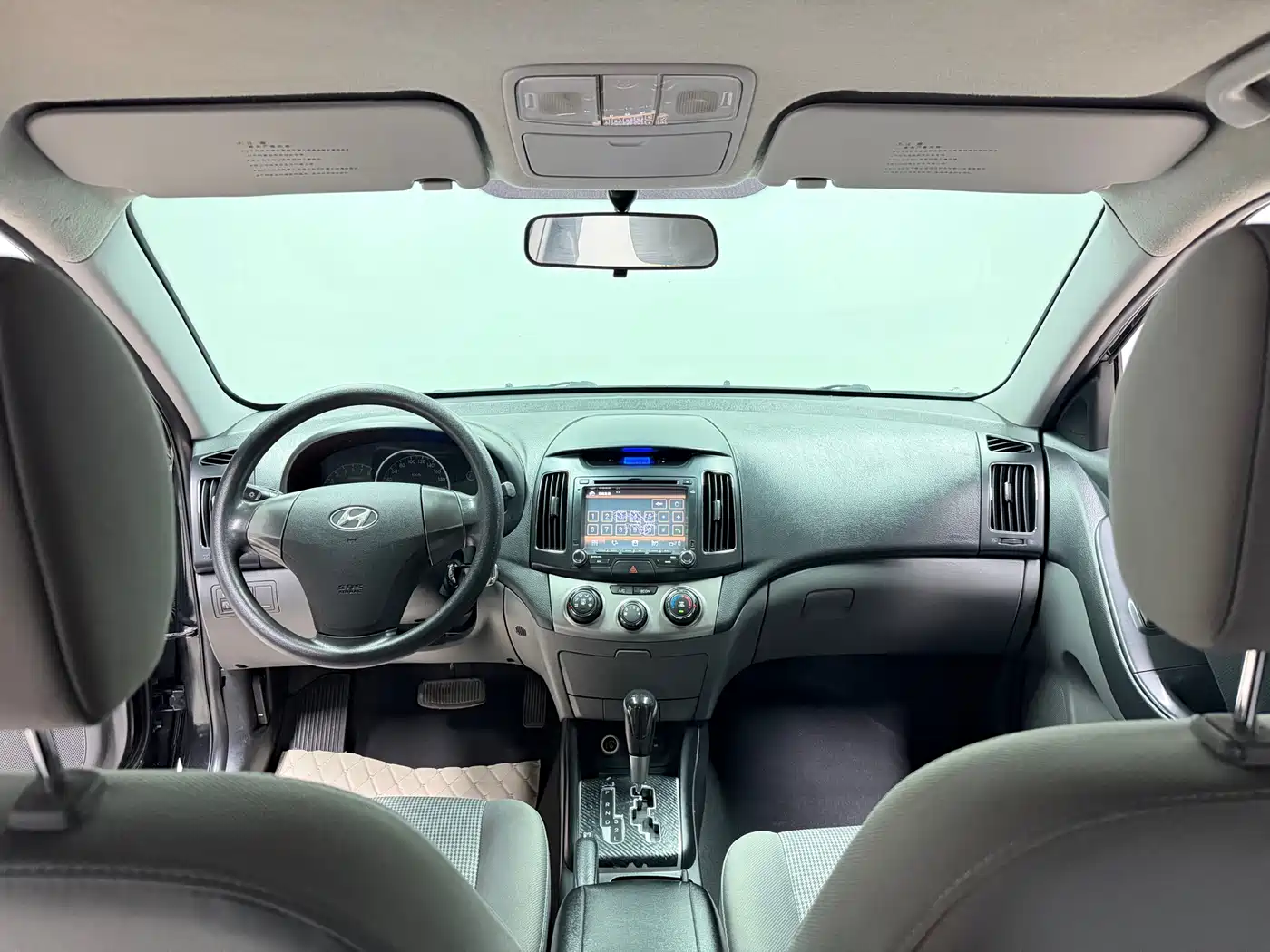 Hyundai Elantra 2011 1.6L Automatic Comfort фото 9