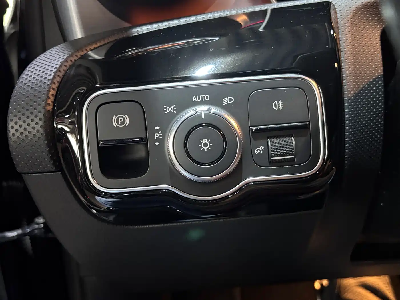 Mercedes-Benz A-Class AMG (Import) 2020 Facelift AMG A 35 4MATIC фото 18