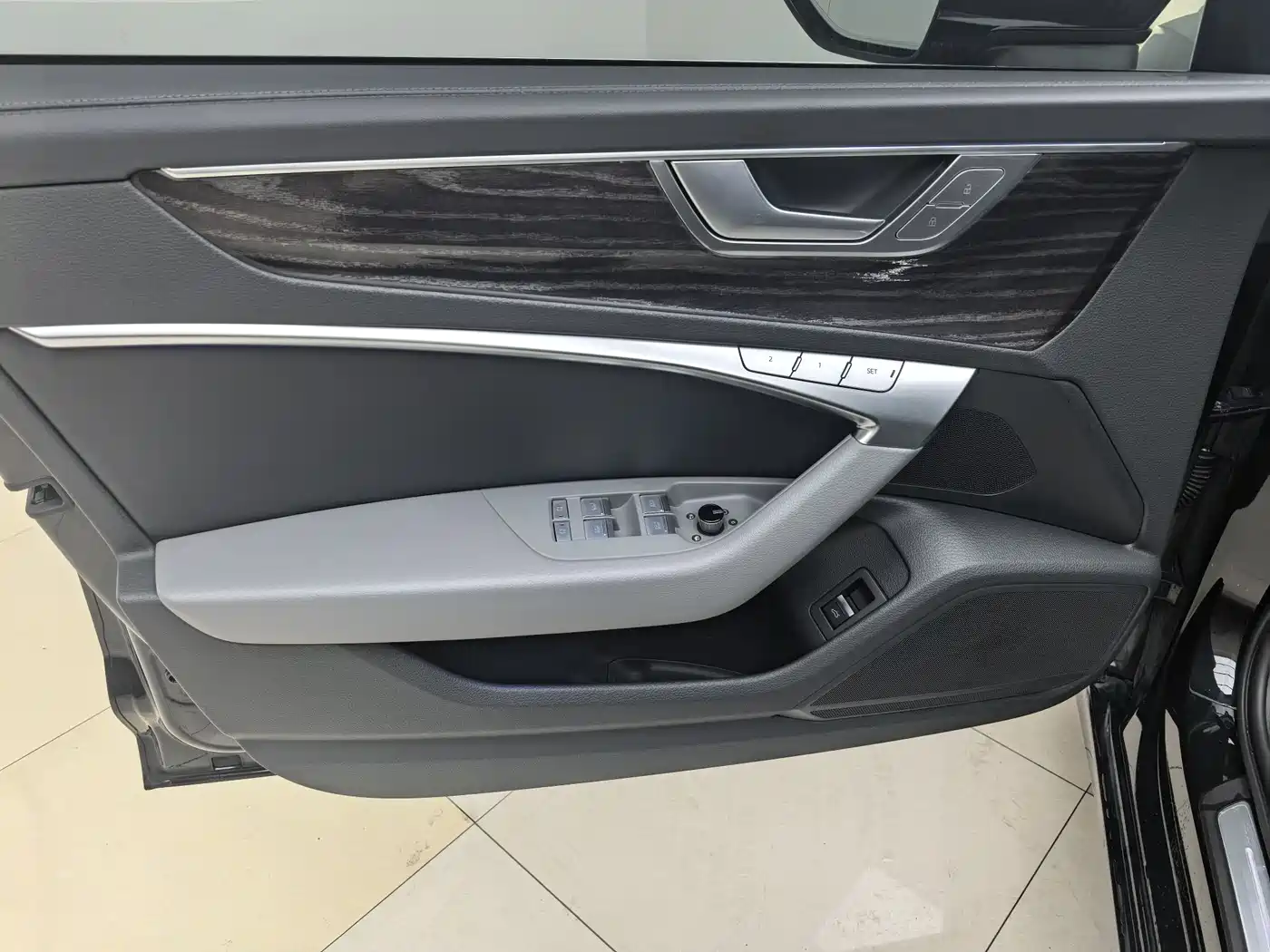 Audi A6L 2023 Facelift 45 TFSI quattro Premium Dynamic фото 9