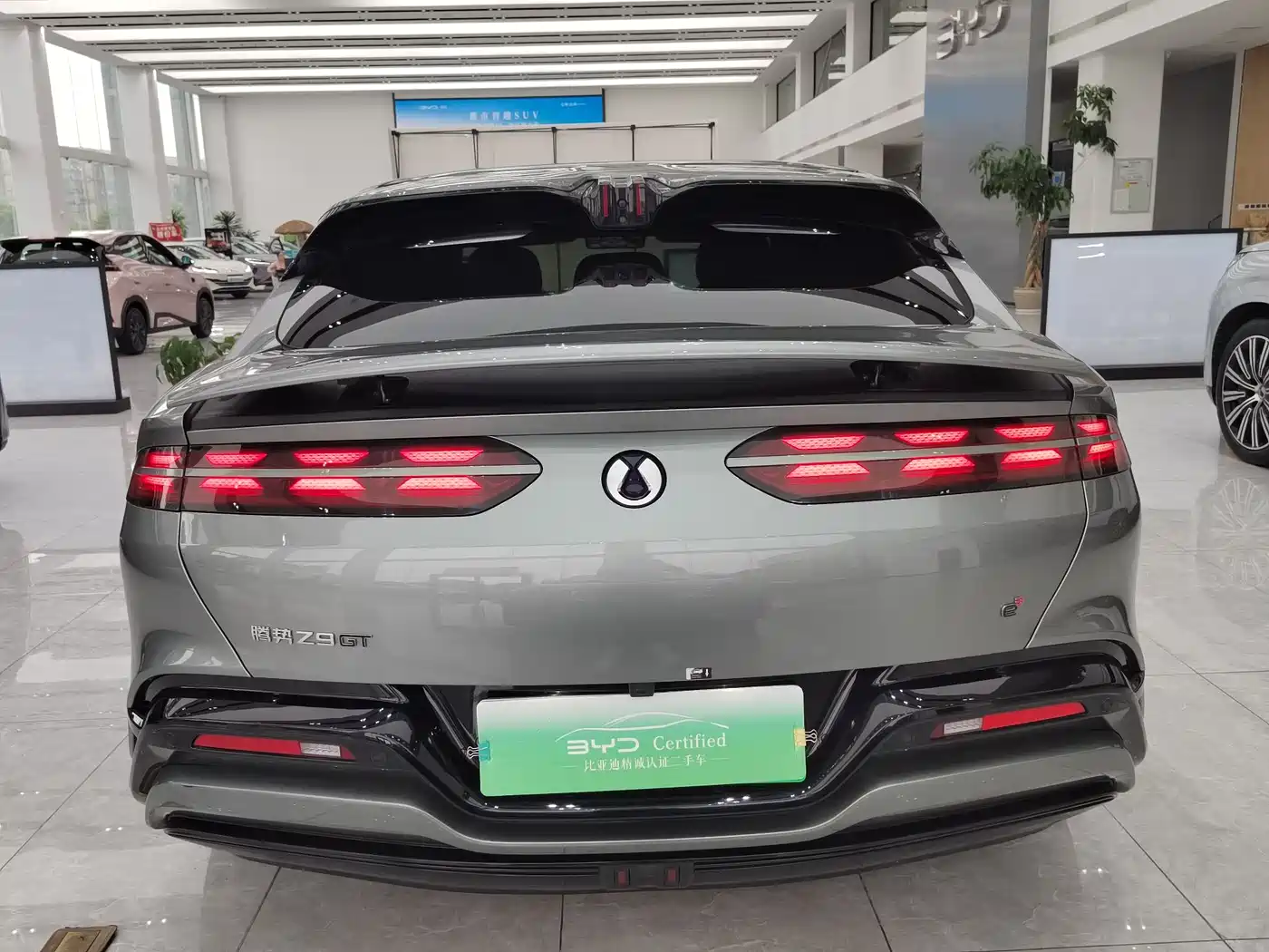 Denza Z9GT 2024 1100 AWD Ultra Edition фото 12