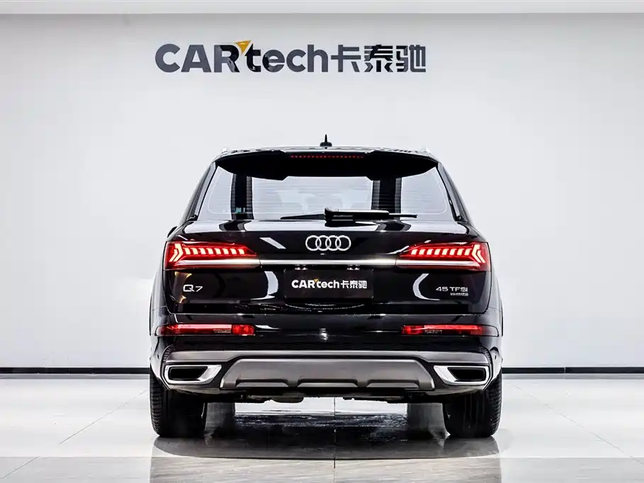 Audi Q7 2023 45 TFSI quattro S line Sport фото 5