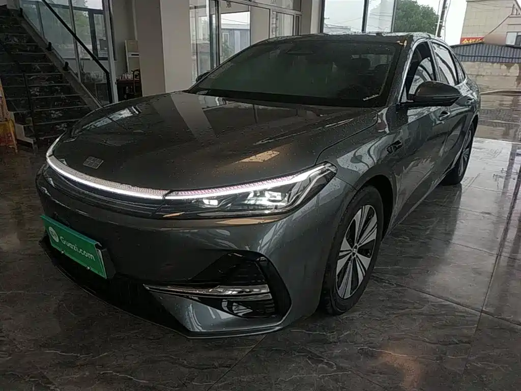 Geely Galaxy Galaxy A7 2025 EM-i 150km Explorer+ Edition