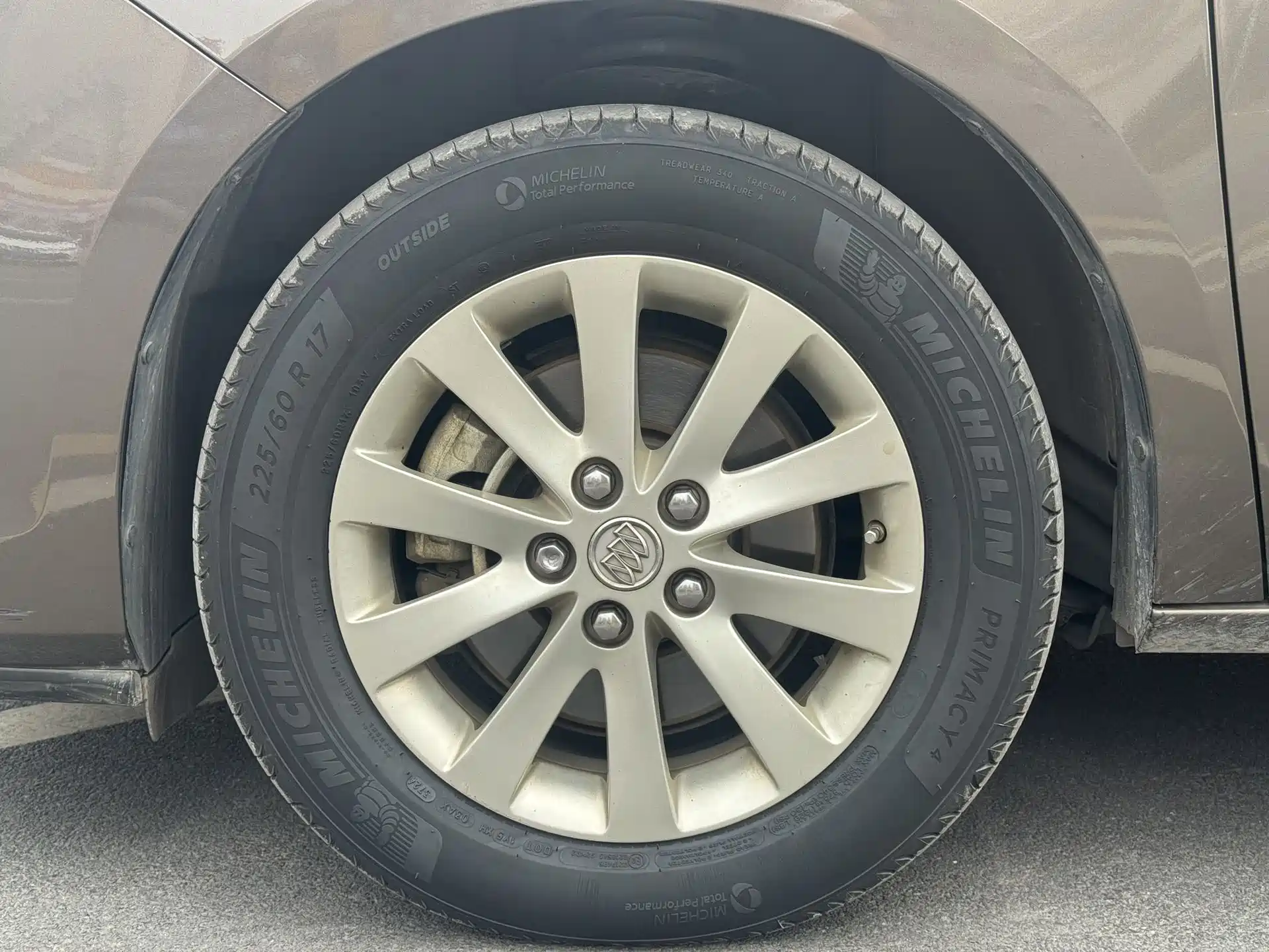 Фото 12 - Buick GL8