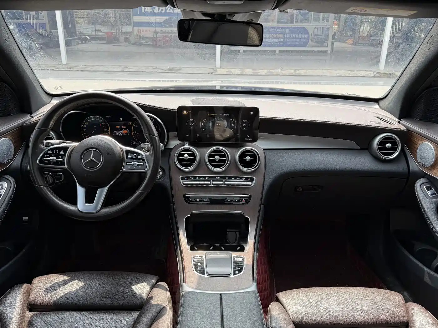 Mercedes-Benz GLC 2021 GLC 300 L 4MATIC Luxury фото 11