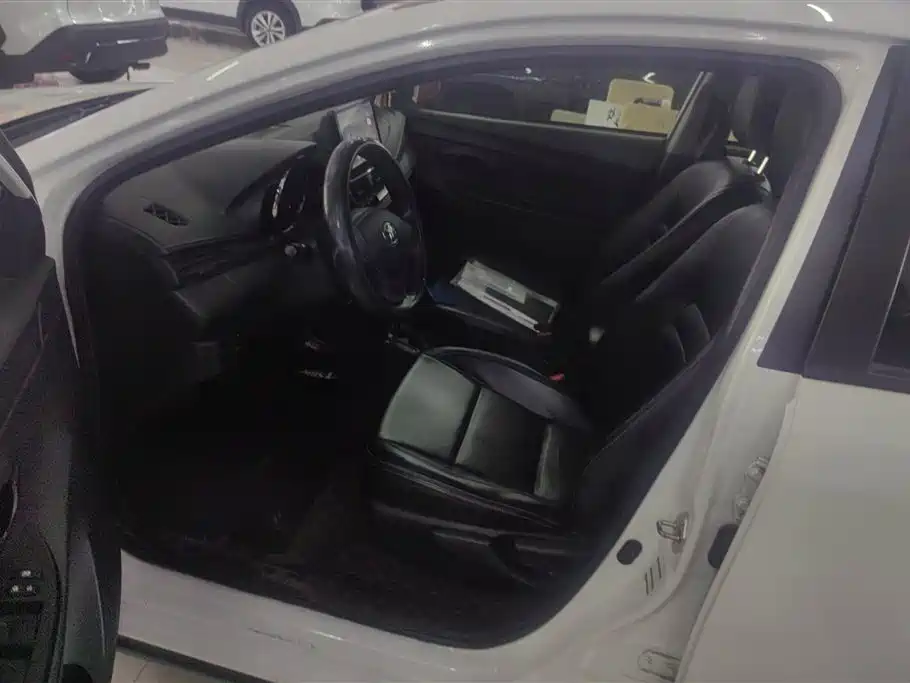 Toyota YARiS L Zhi Xuan 2021 1.5L CVT Leading Edition фото 9