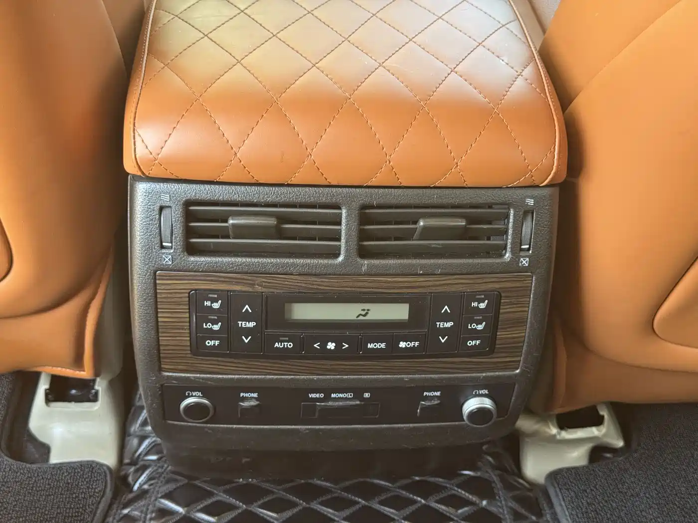 Toyota Land Cruiser 2011 2010 Model 4.7L Automatic VX