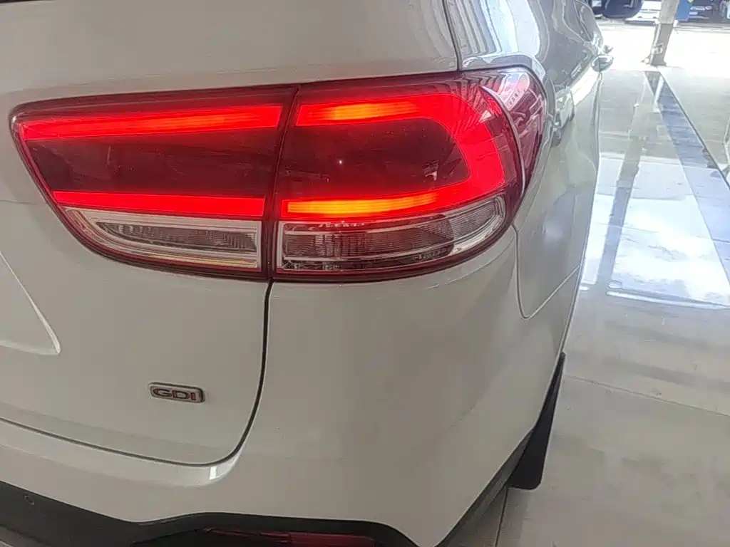 Kia Sorento 2015 2015 Sorento L 2.4L Gasoline 4WD Elite 5-seater China IV