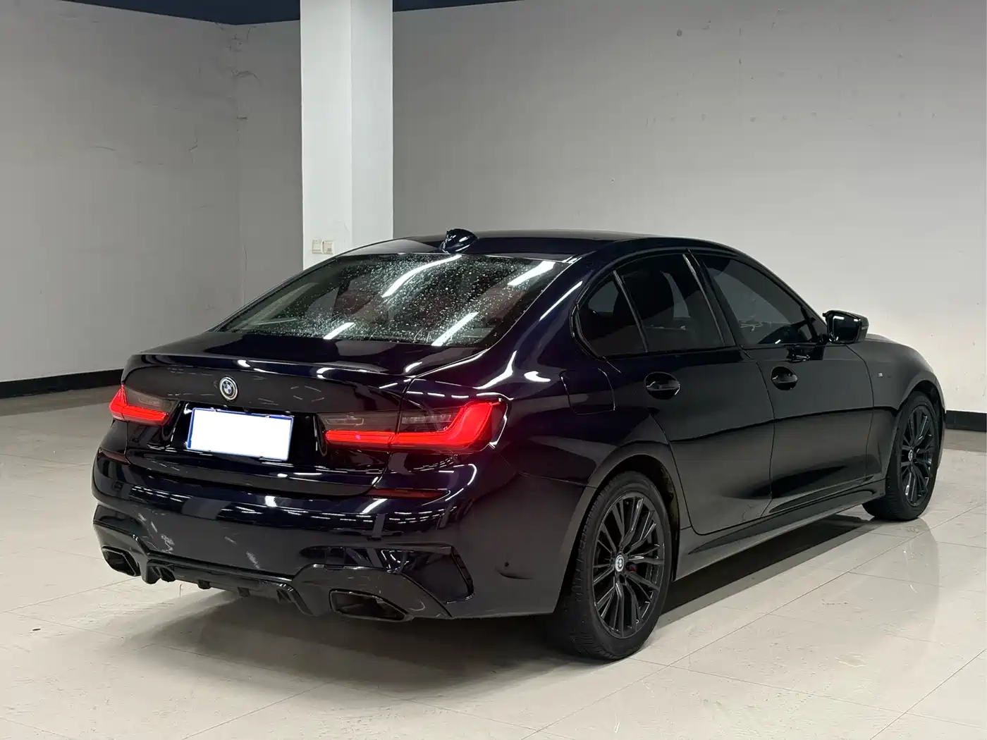 BMW 3 Series 2021 325i M Sport Night Edition фото 5