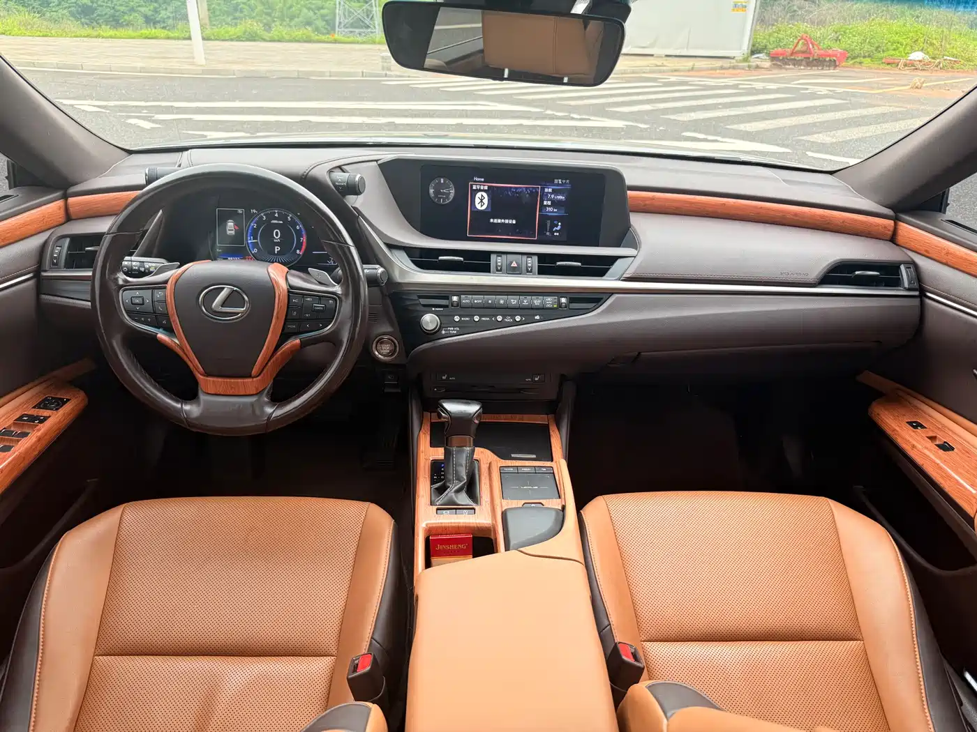 Lexus ES 2020 200 Excellence фото 5