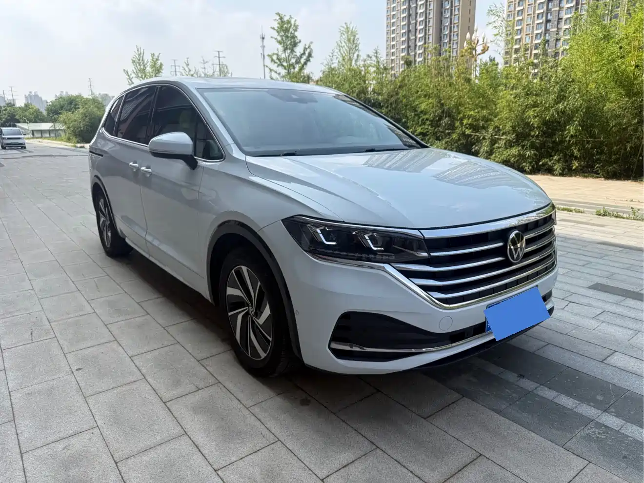 Volkswagen Viloran 2024 330TSI Luxury Edition фото 3