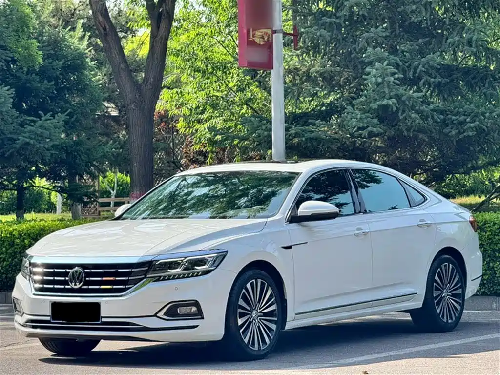 Volkswagen Passat 2019 Model 330TSI Luxury Edition China V