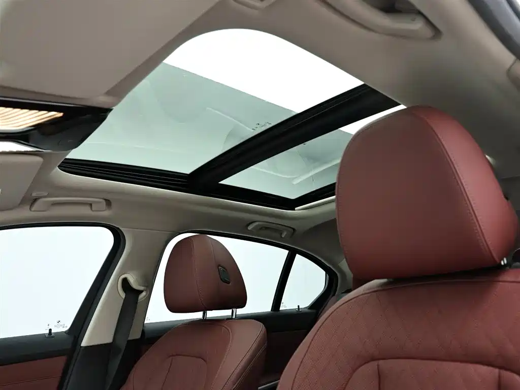 BMW i3 2022 eDrive 35 L фото 13