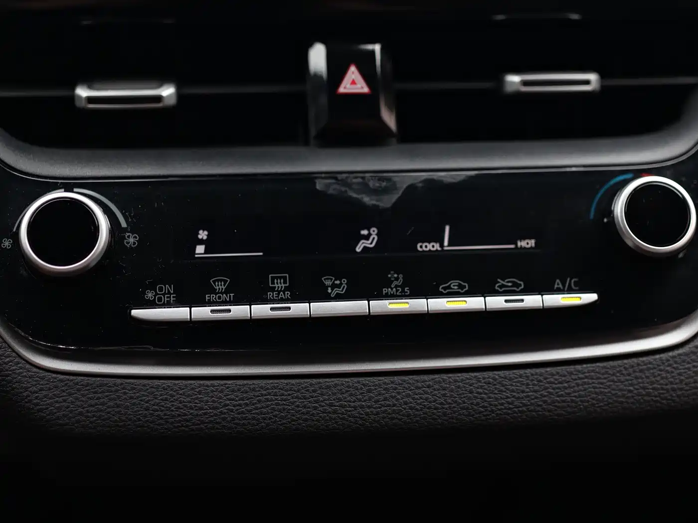 Photo 10 - Toyota Levin