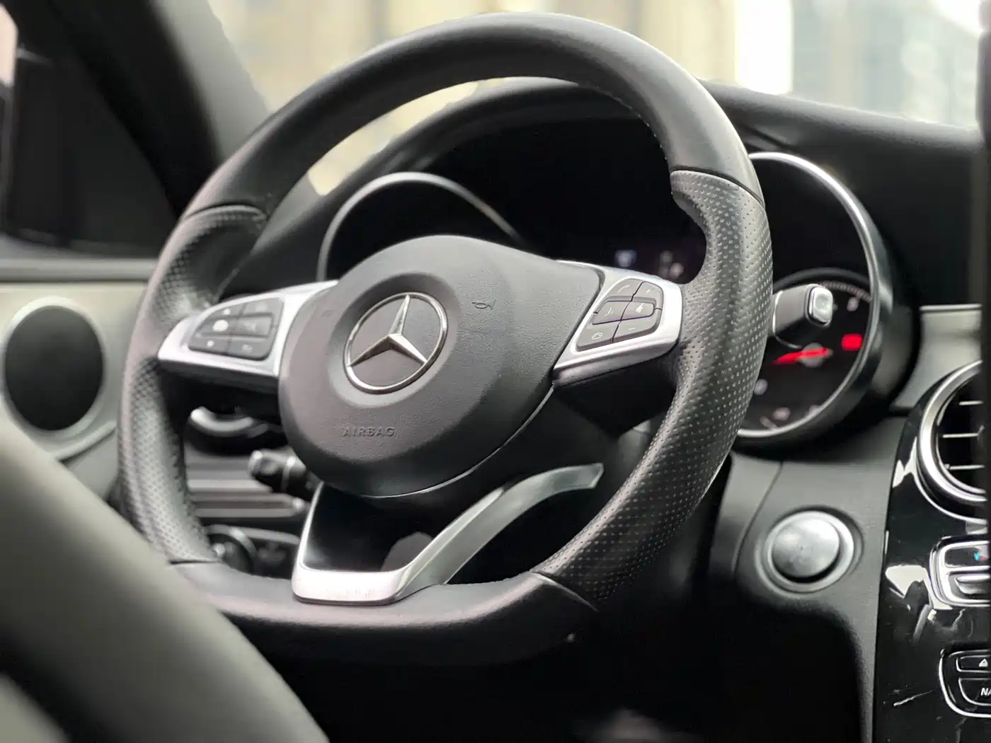 Mercedes-Benz C-Class 2017 Facelift C 200 Sport Edition фото 15