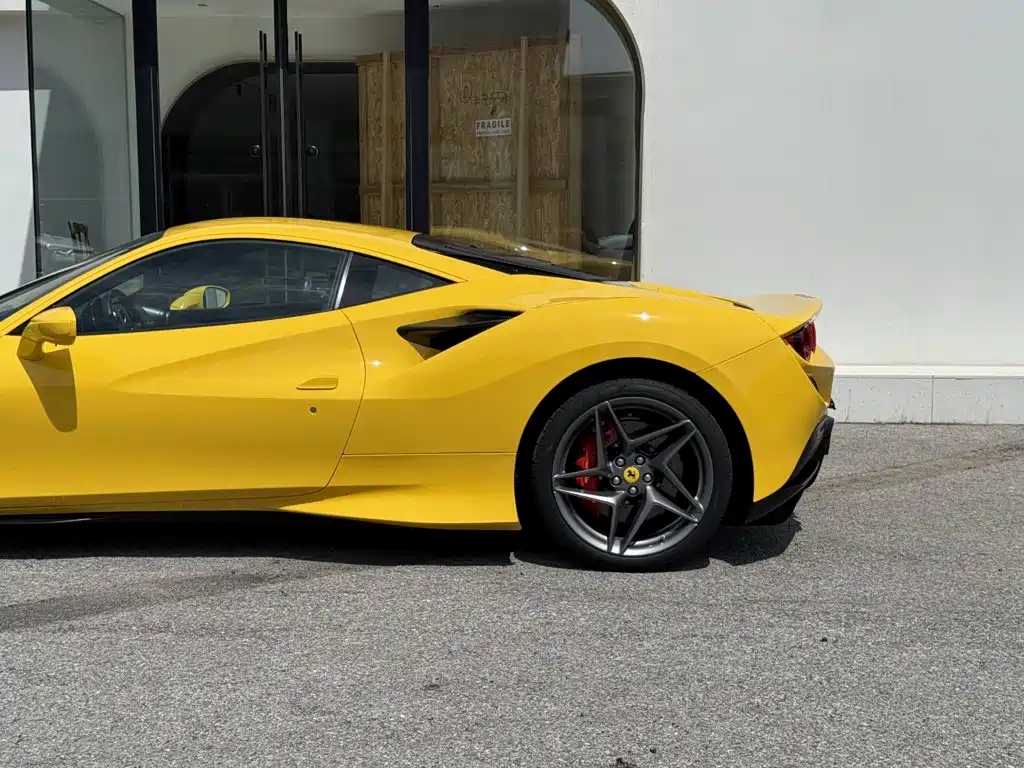 Ferrari F8 2023 2019 Tributo 3.9T V8