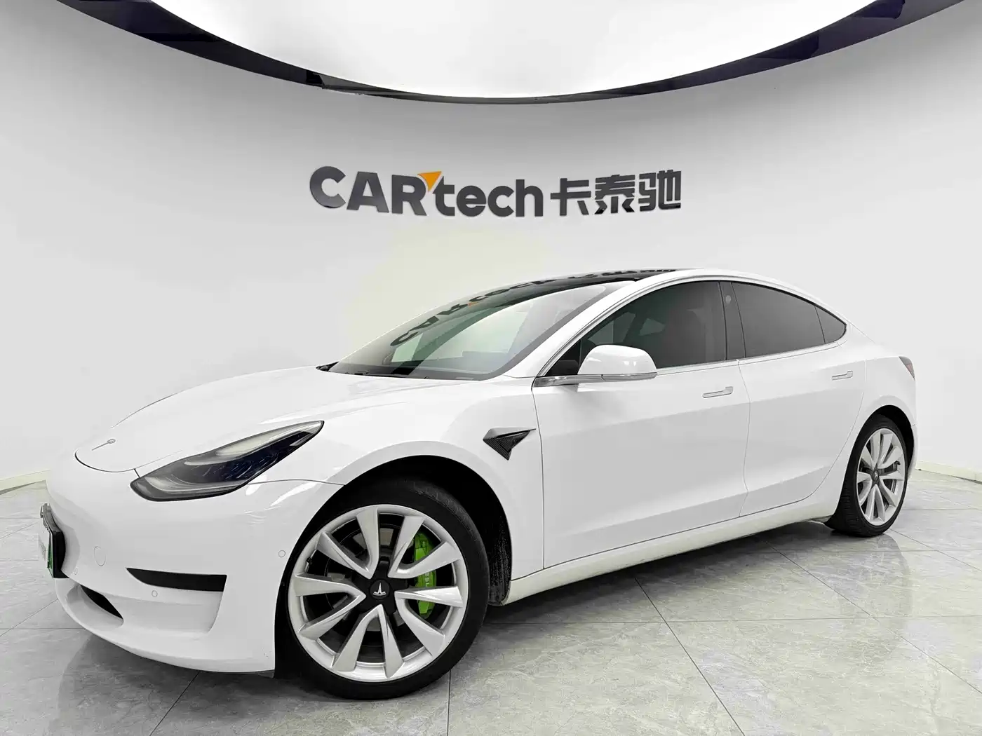 Tesla Model 3 2020
