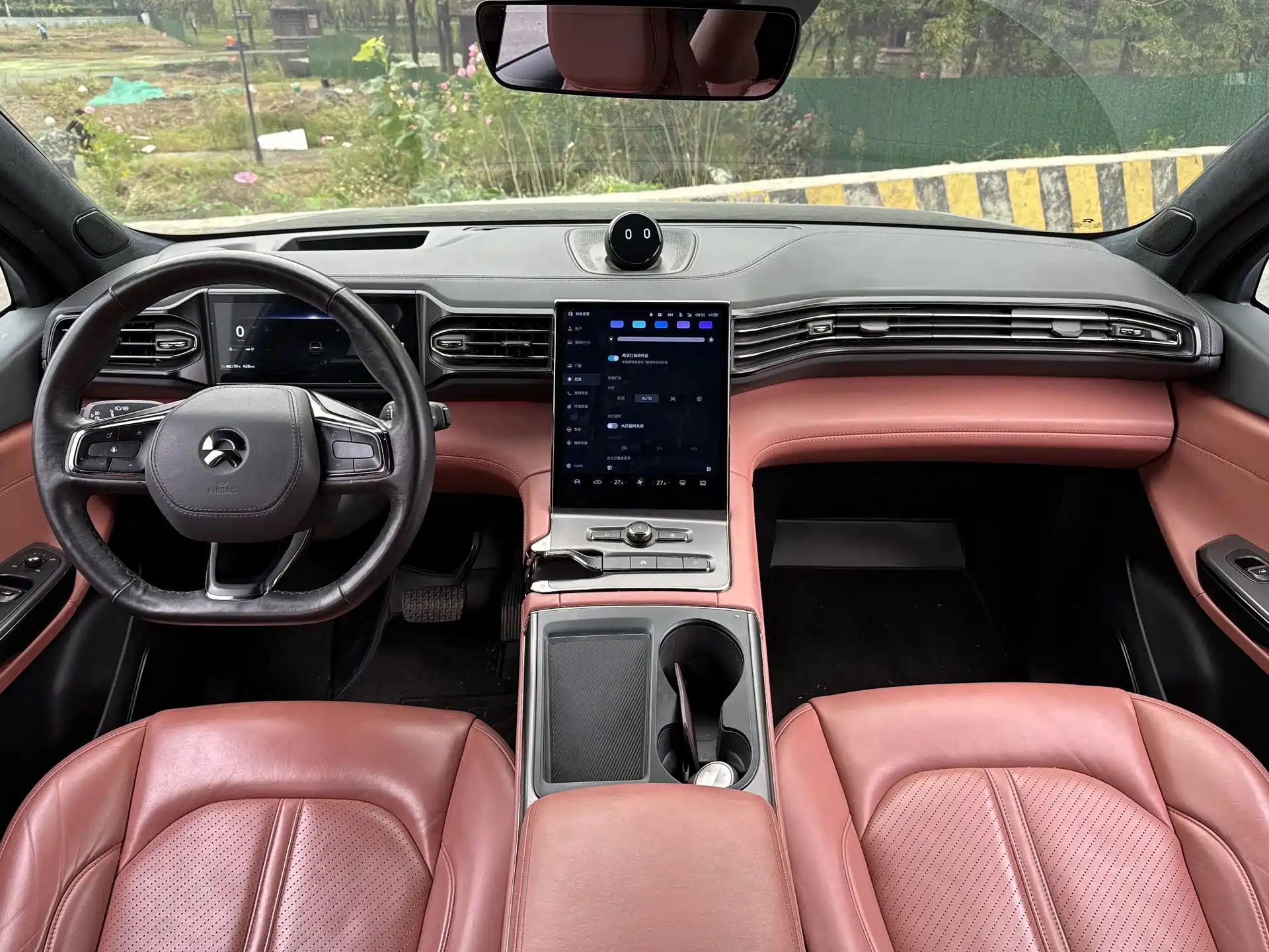 Фото 9 - NIO EC6