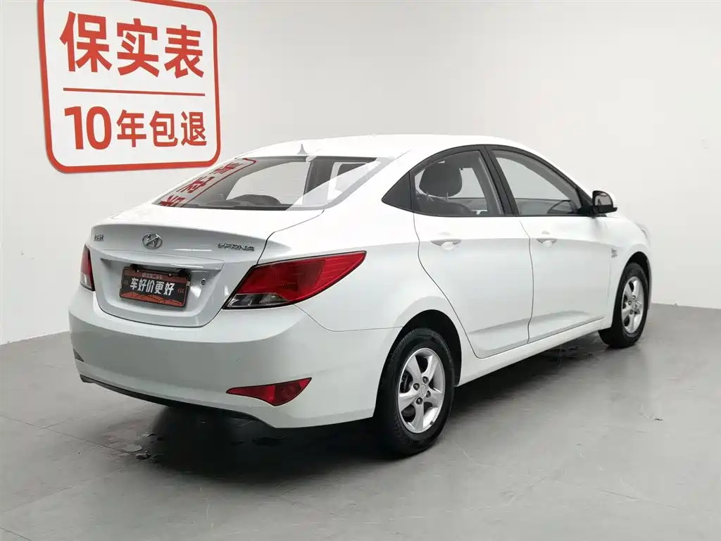 HYUNDAI RENA