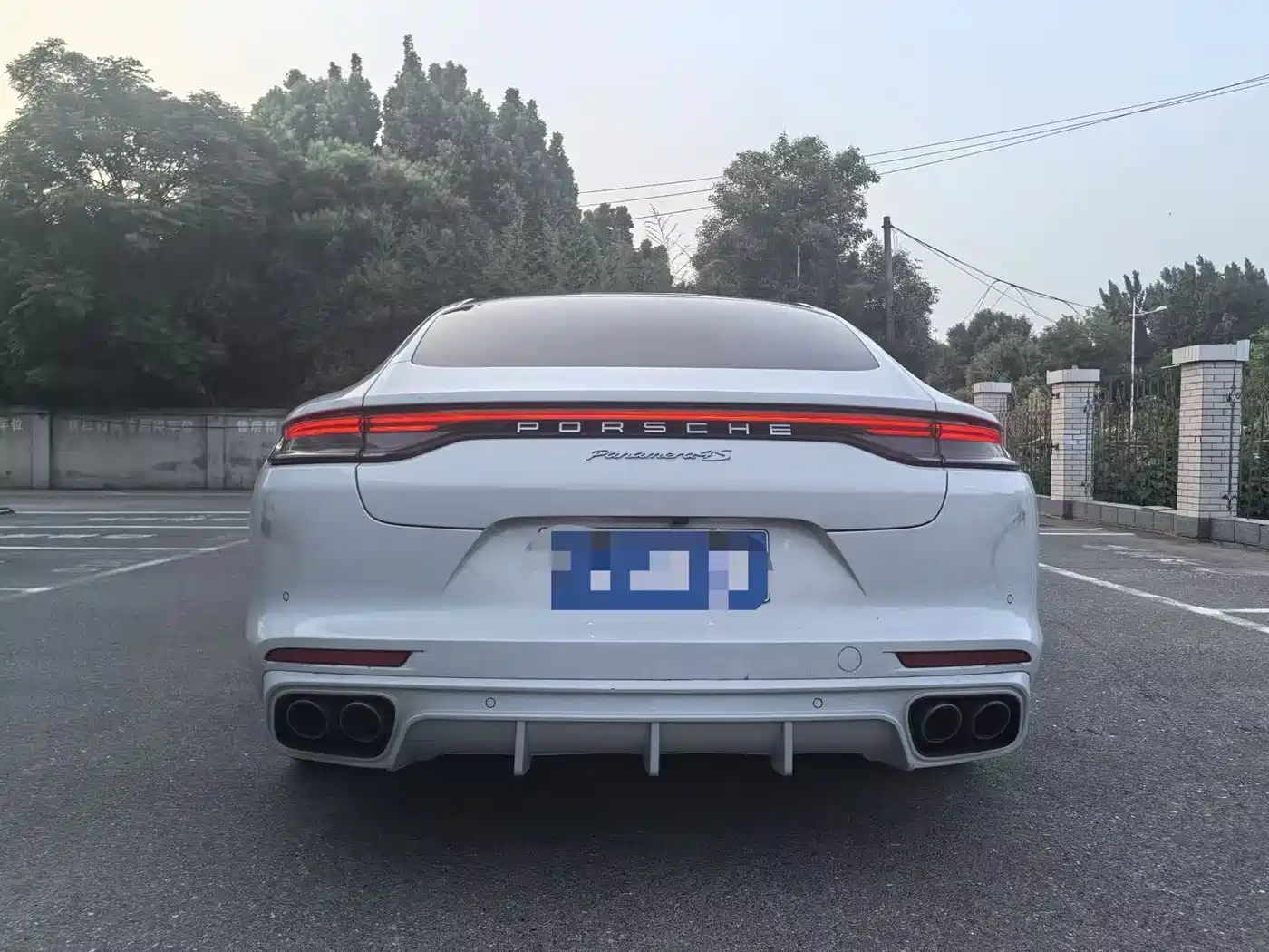 PORSCHE PANAMERA