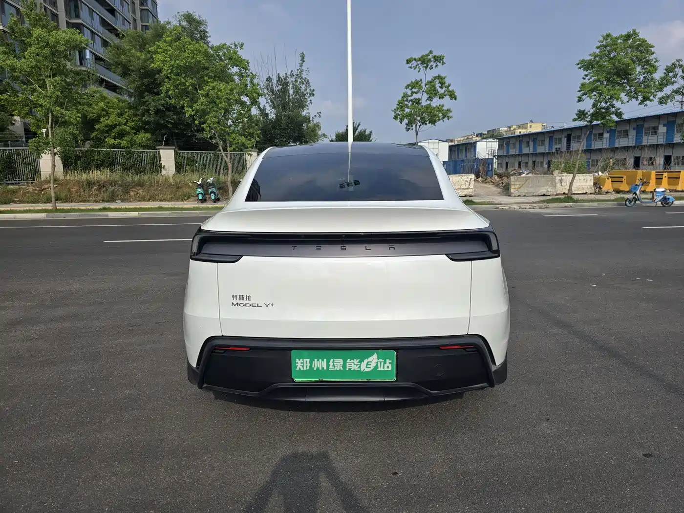 Tesla Model Y 2025 Facelift Long Range All-Wheel Drive фото 8