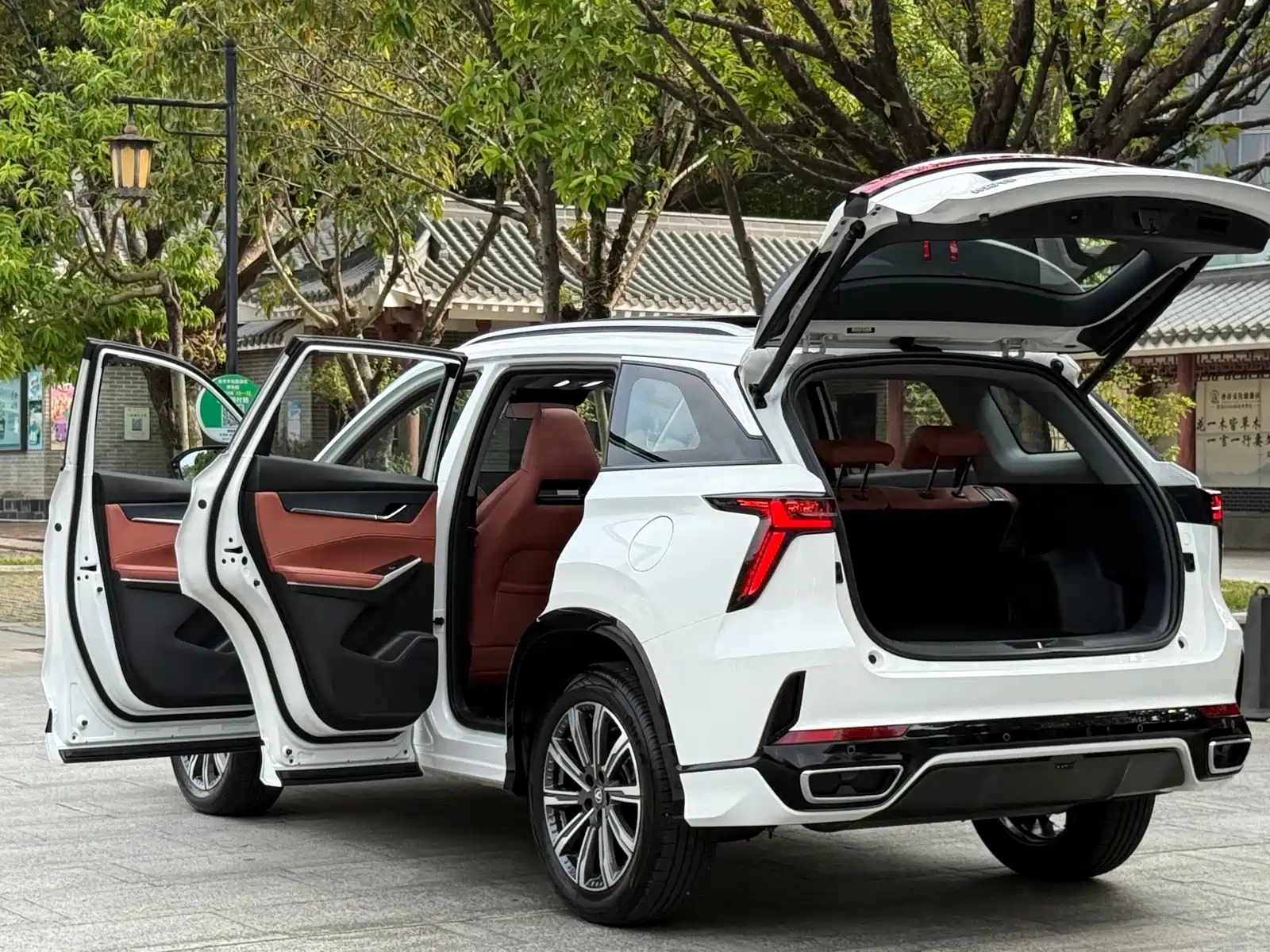 Фото 19 - Changan CS75 PLUS