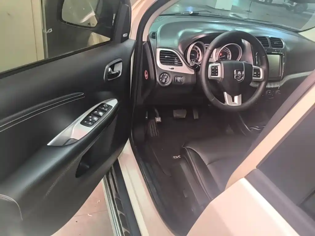 Dodge Journey 2016 2013 Model 2.4L 2WD Premium Edition