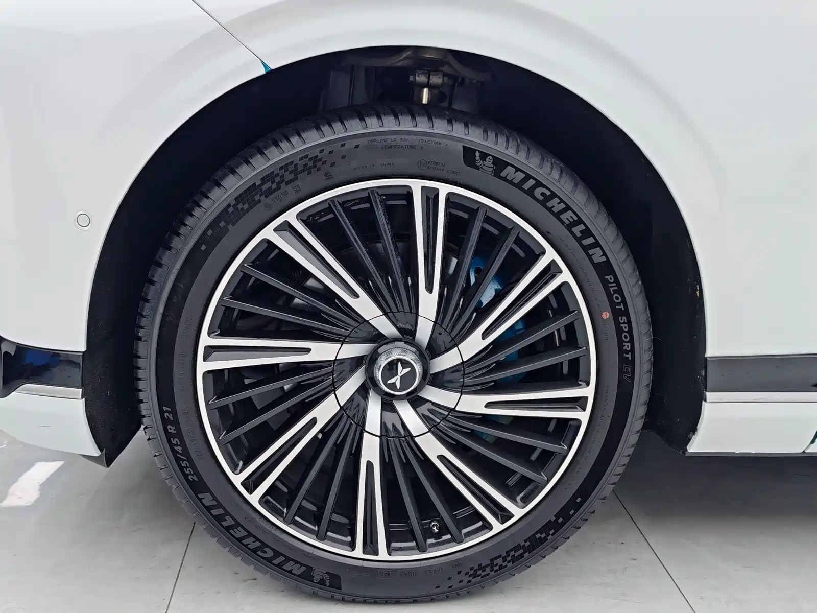 Фото 8 - XPeng G9