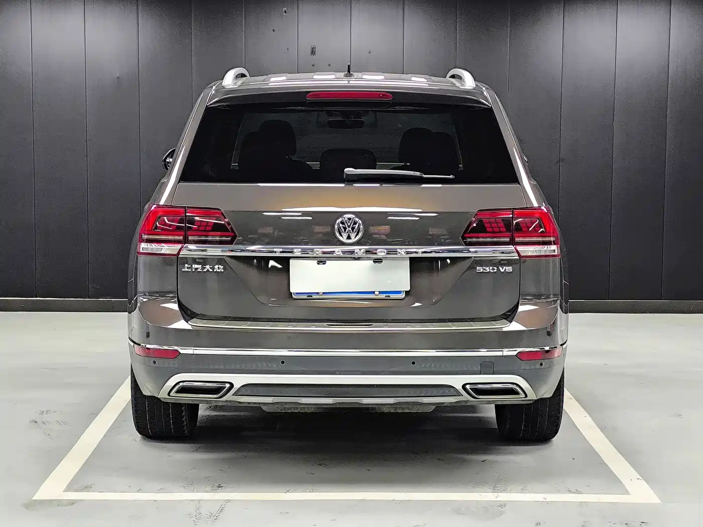 Volkswagen Teramont 2017 530 V6 4WD Luxury Edition фото 17