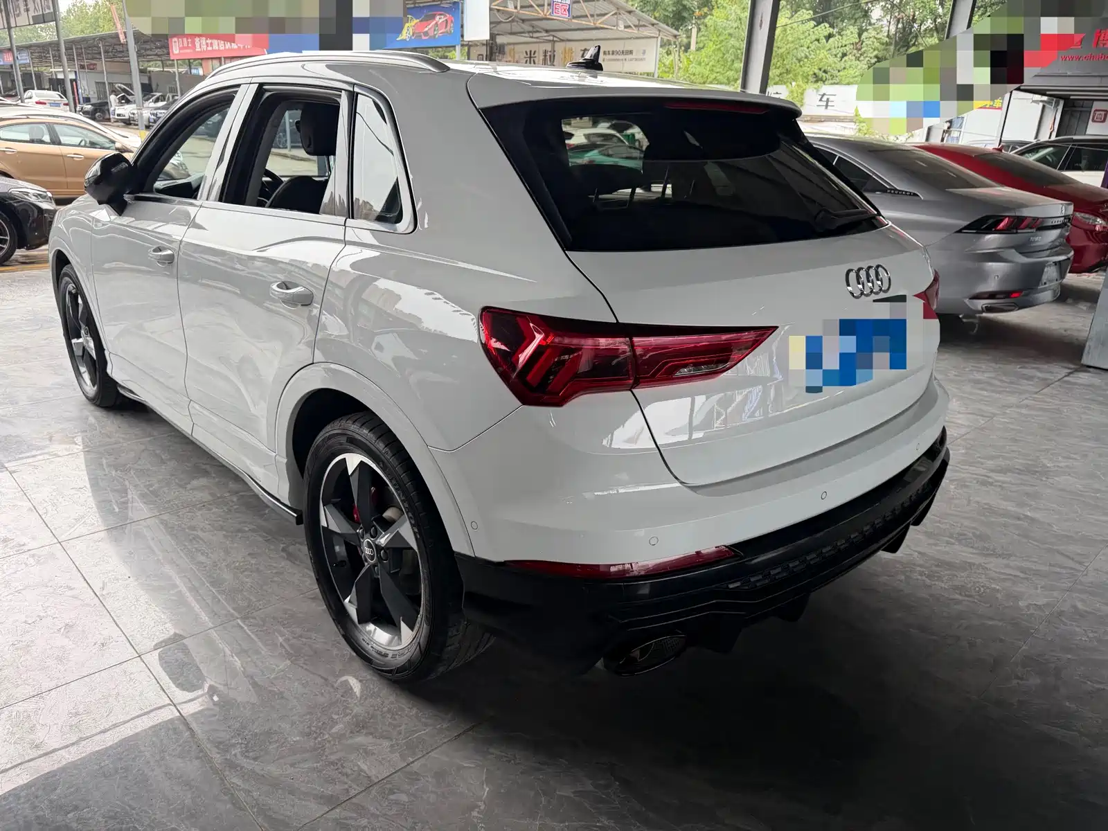 Фото 14 - Audi Q3