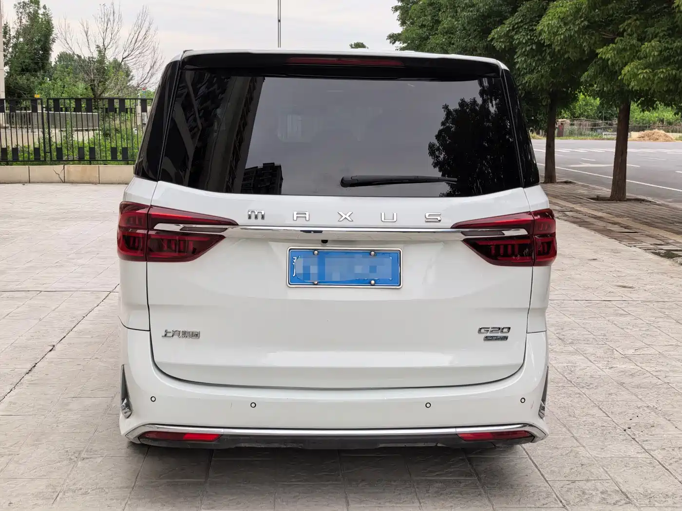 SAIC Maxus Maxus G20 2021 PLUS 2.0T Gasoline Automatic Luxury Edition фото 8