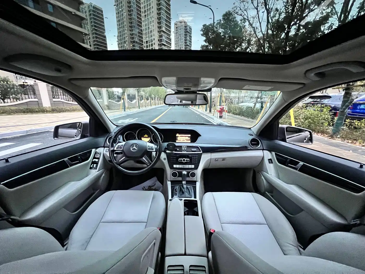 Mercedes-Benz C-Class 2011 C 180K Classic фото 11
