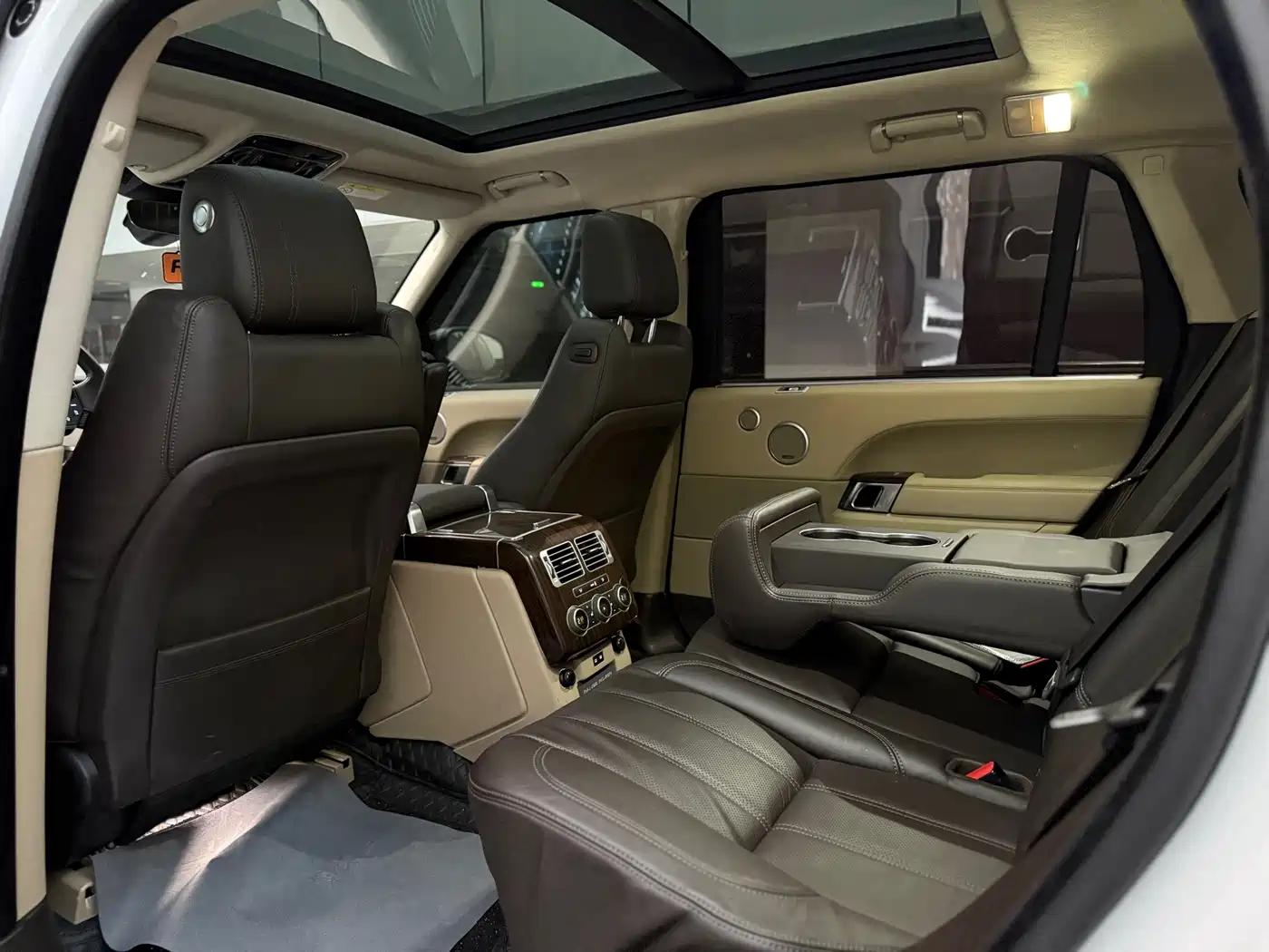 Land Rover Range Rover 2016 3.0 SC V6 Vogue LWB фото 6