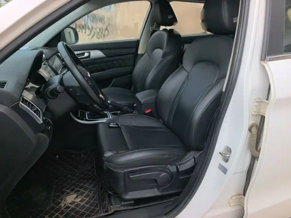 Haval H2 2015 2015 1.5T Automatic 2WD Elite Edition