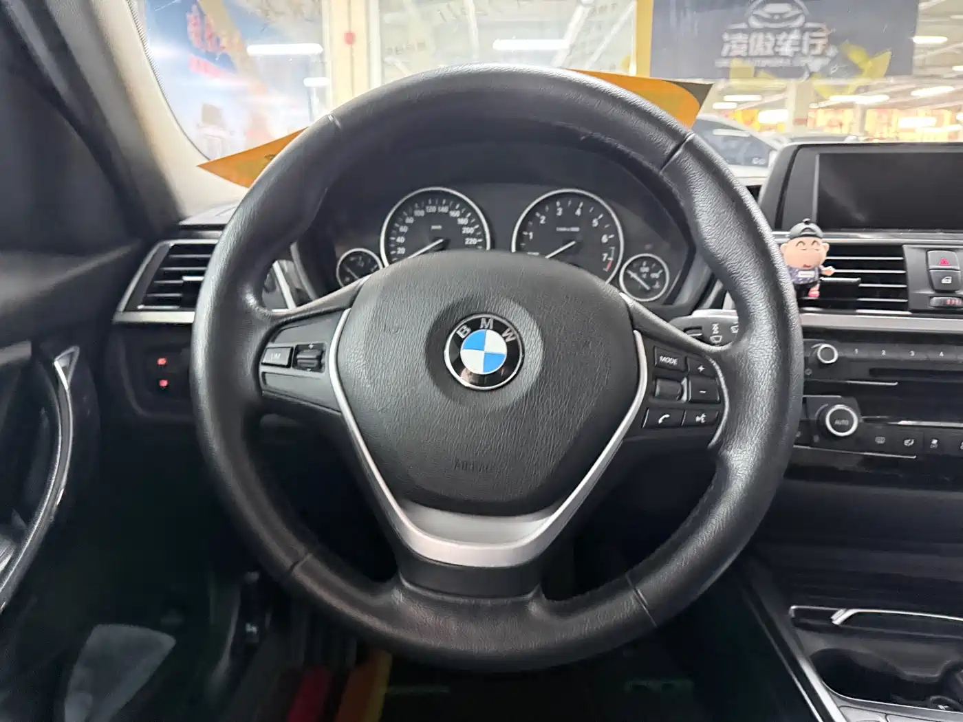 BMW 3 Series 2016 320Li Progressive фото 13
