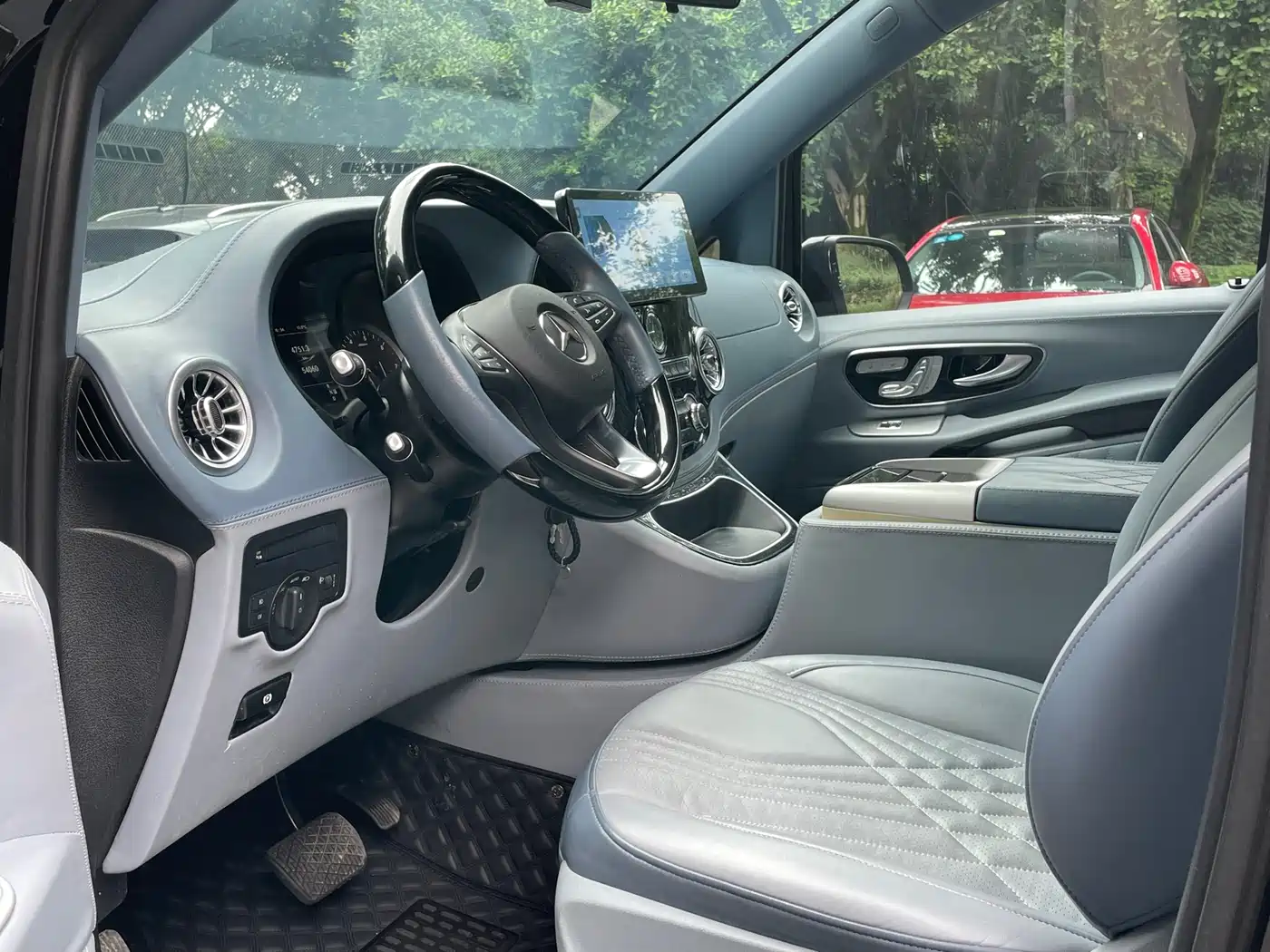 Mercedes-Benz Vito 2021 2.0T Business Edition 7-seater фото 9