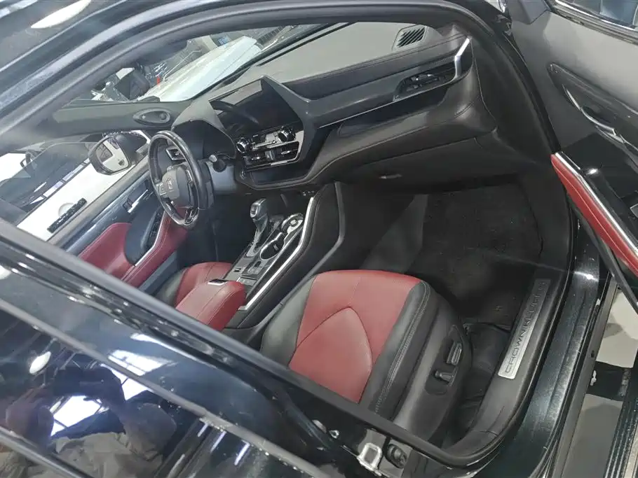 Toyota Crown Kluger 2021 2.5L HEV AWD Flagship Edition фото 8