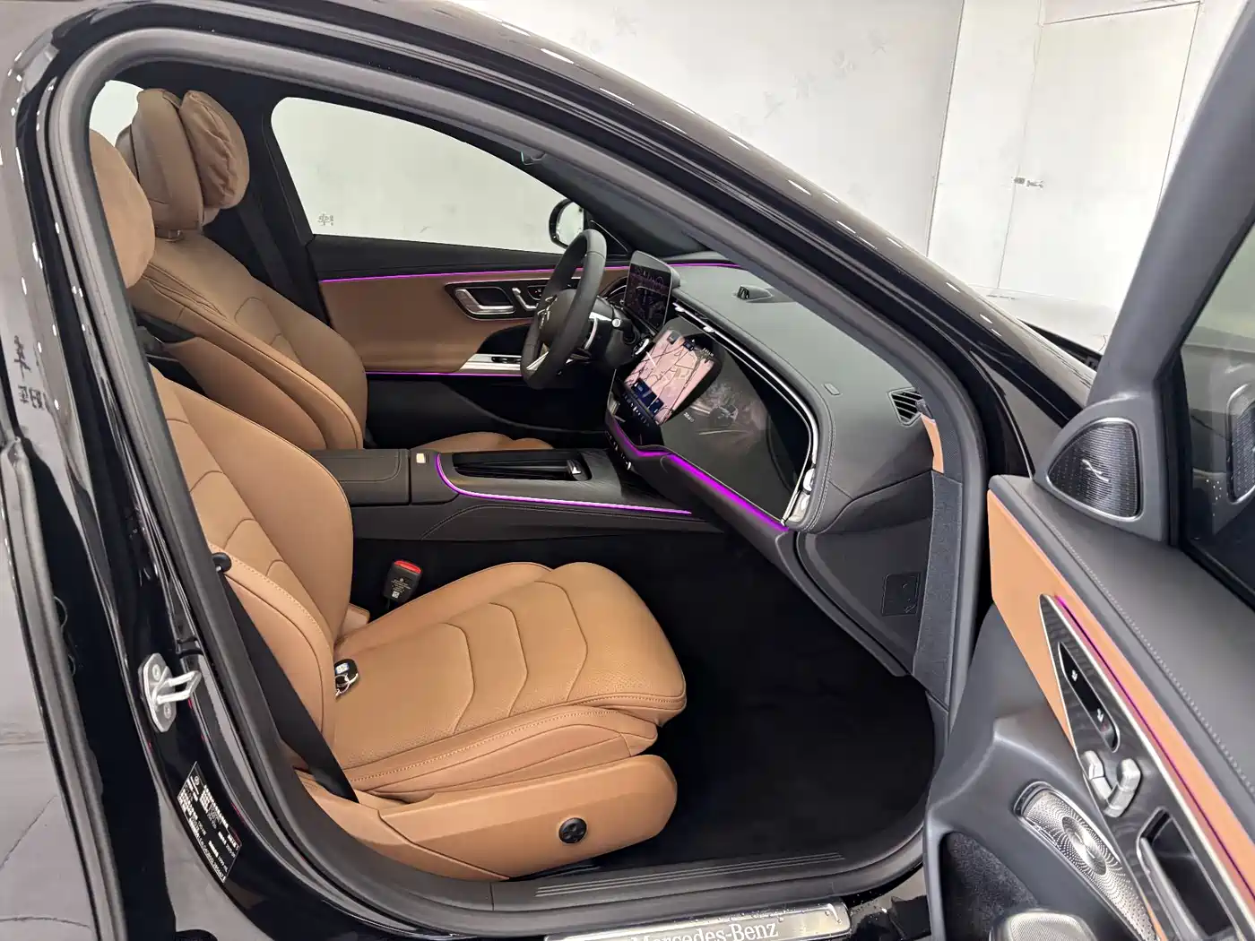 Mercedes-Benz E-Class 2025 E 300 L Luxury Sport фото 27