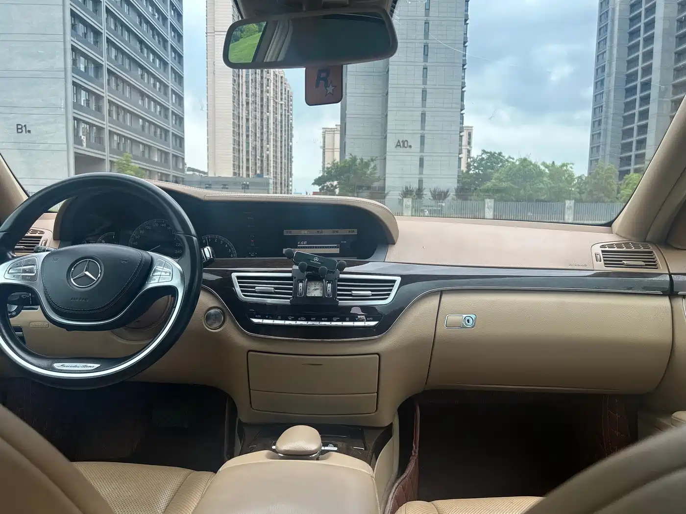 Mercedes-Benz S-Class 2010 S 300 L Business фото 9