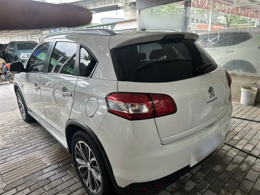 Peugeot 4008 (Import) 2013 2.0L 2WD Fashion фото 9