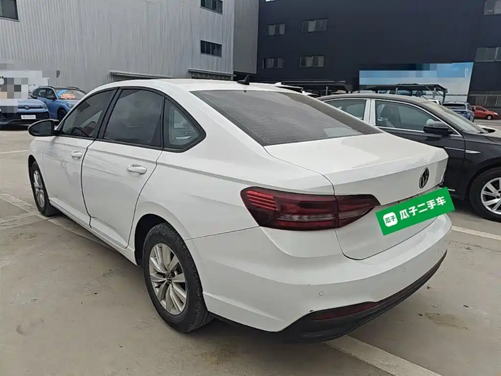 Volkswagen Lavida 2024 Model 1.5L Automatic Delight Edition фото 5