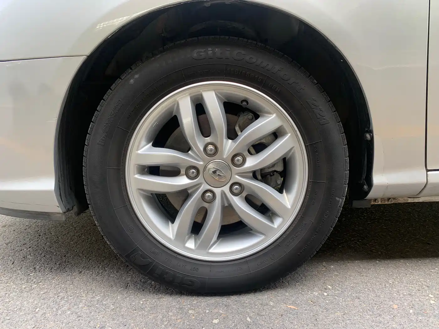 Hyundai Elantra 2011 1.6L Automatic Comfort фото 17