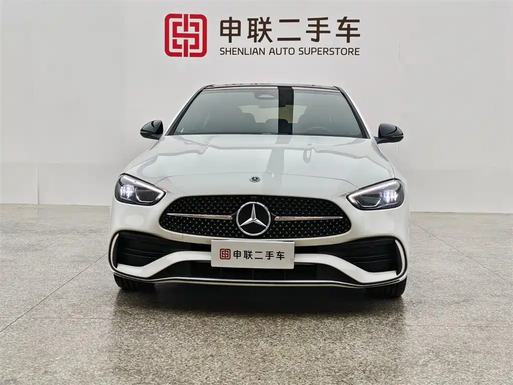 Mercedes-Benz C-Class 2023 Facelift C 260 L Night Sport Edition фото 2
